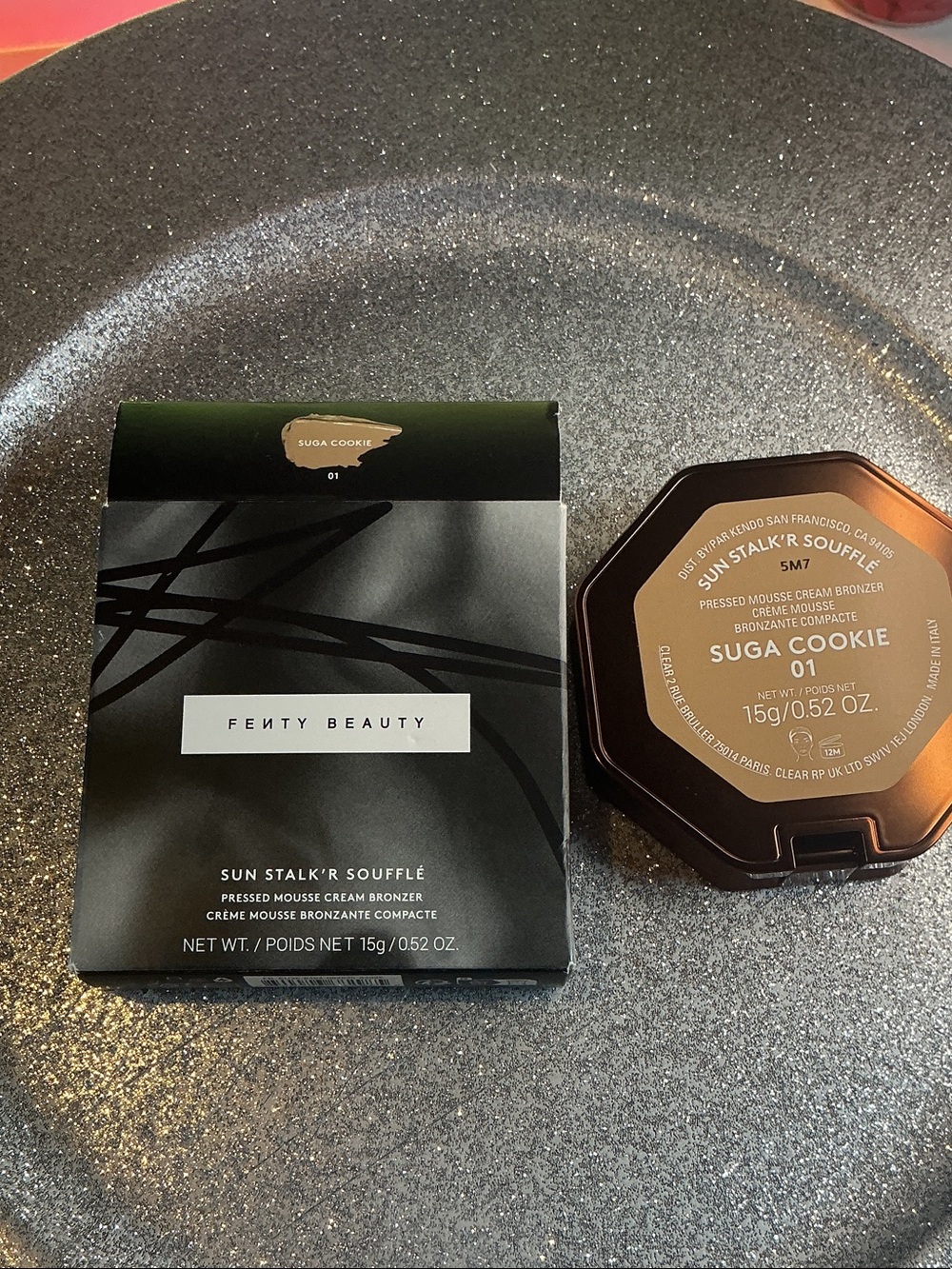 Fenty Beauty Sun Stalk'r Soufflé Pressed Mousse Cream Bronzer - Suga Cookie (01)